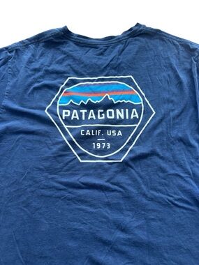 Patagonia Graphic T-Shirt Blue Logo Back Print Short Sleeve Tee Size L